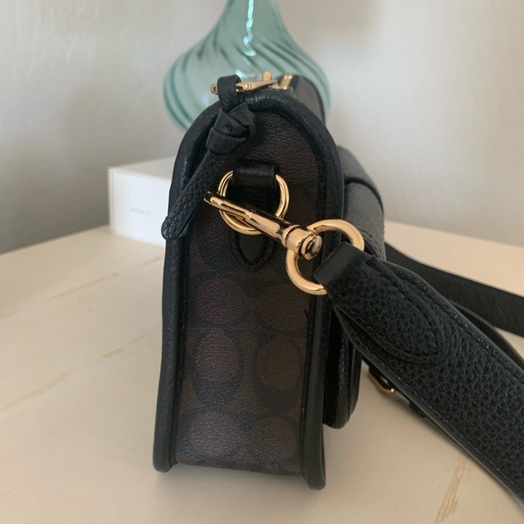 COACH Pennie Signature Canvas Women's Crossbody Bag - Brown. Excellent Condition - Picture 2 of 9